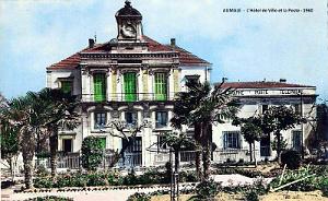 AUMALE - HOTEL DE VILLE ET POSTE -1960